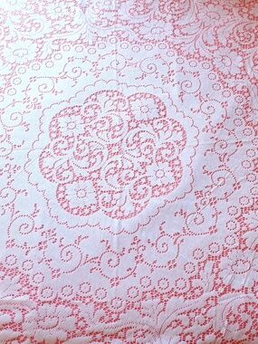 vintage 72" Round Lace Tablecloth